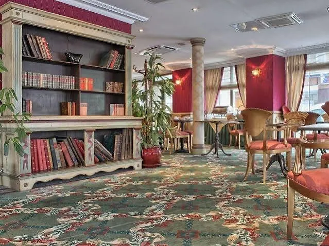 Maison Eugenie Paris