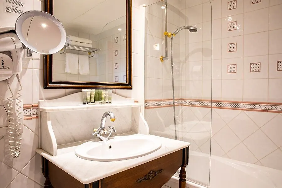 Maison Eugenie Paris 4*,  France