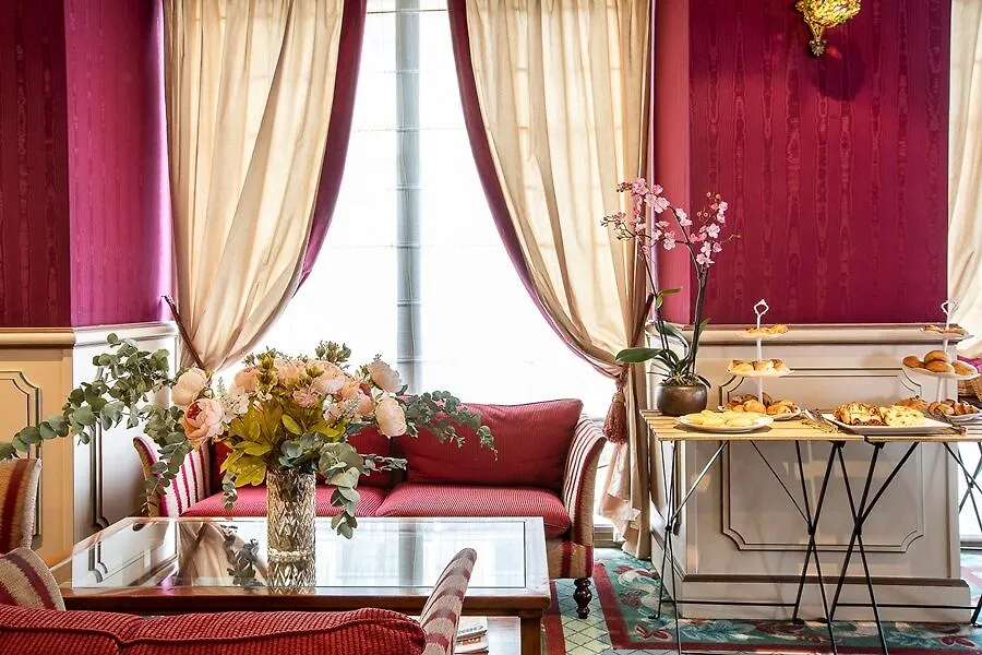 Maison Eugenie Paris Hotel