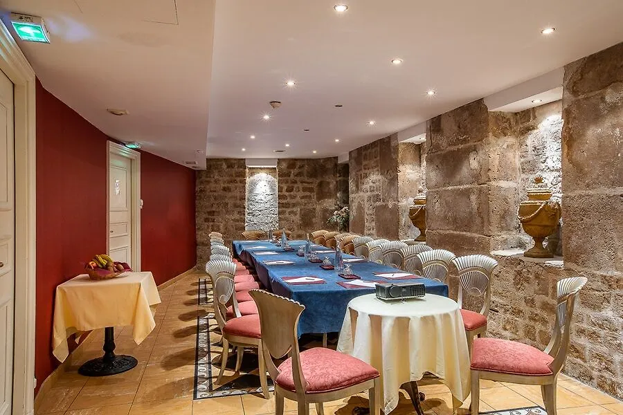 Maison Eugenie Paris 4*,  France