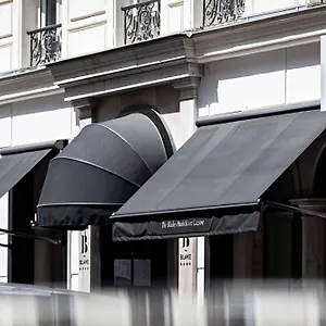 Отель Western Premier The Blake Gare Saint Lazare, Париж