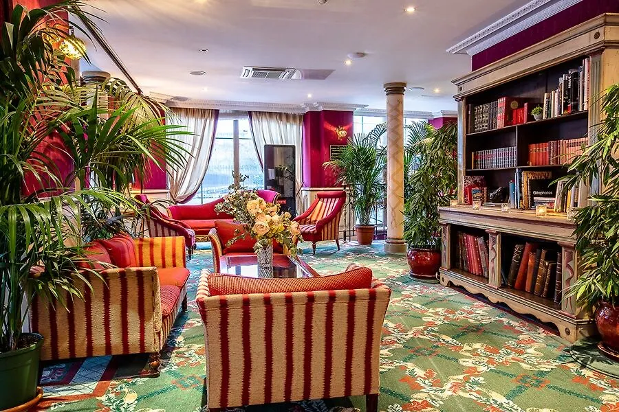 Maison Eugenie Paris Hotel